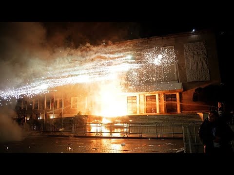 Антиправительственные выступления и беспорядки в центре Тираны