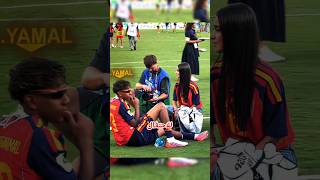 احتفال يامال وشقيقه بعد التتويج بكأس العالم! 😂🏆#shorts #football