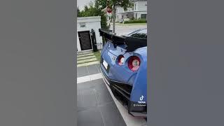 Ni aku reveal no plate gtr.