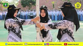 PERSEMBAHAN SISWA SMAN 10 PANDEGLANG UNTUK GURU PADUAN SUARA DAN PUISI