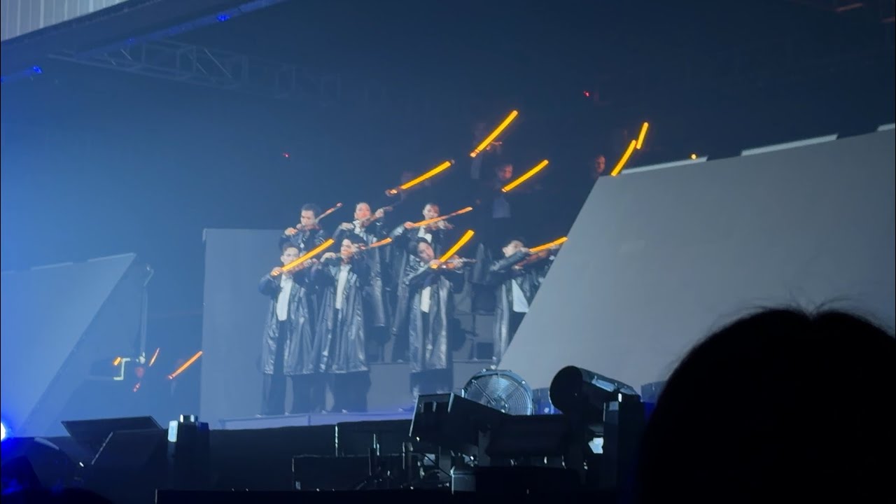 ใกล้เกิน (Too Close To Handle) - GEMINI KRIST NANON PHUWIN #RISERCONCERTD1