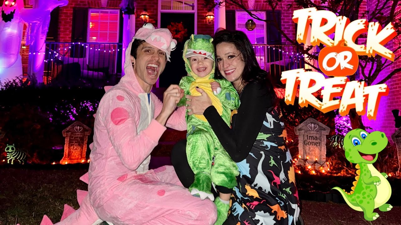 HALLOWEEN - First Time Trick Or Treating!!