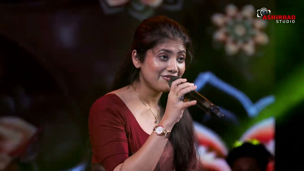 উড়ান সিরিয়ালের অভিনেত্রী পূজারিণী | Uraan Serial Actress Pujarini (Ratnapriya Das) Stage Program