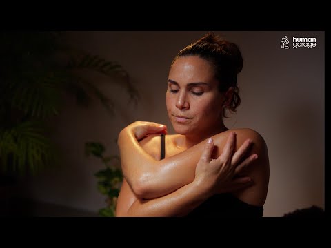 How to Relax Your Body with Touch and Oil