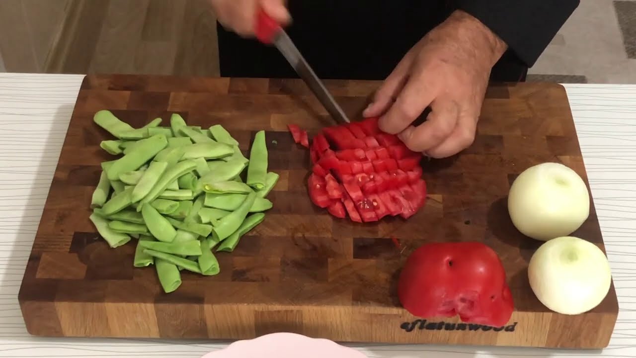 KIŞLIK FASULYE İLE DOMATESİ BU ŞEKİLDE YAPIN asla dolap kokusu olmaz