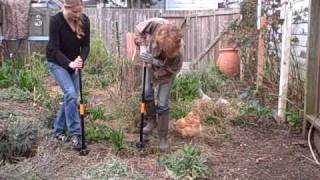 Amy Stewart and Gen Schmidt review the Fiskars UpRoot Weeder.AVI