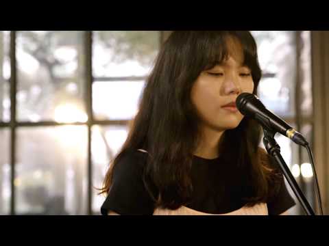 (Sub Español) Autumn Vacation - Sometimes I Want To Hug You Like Crazy