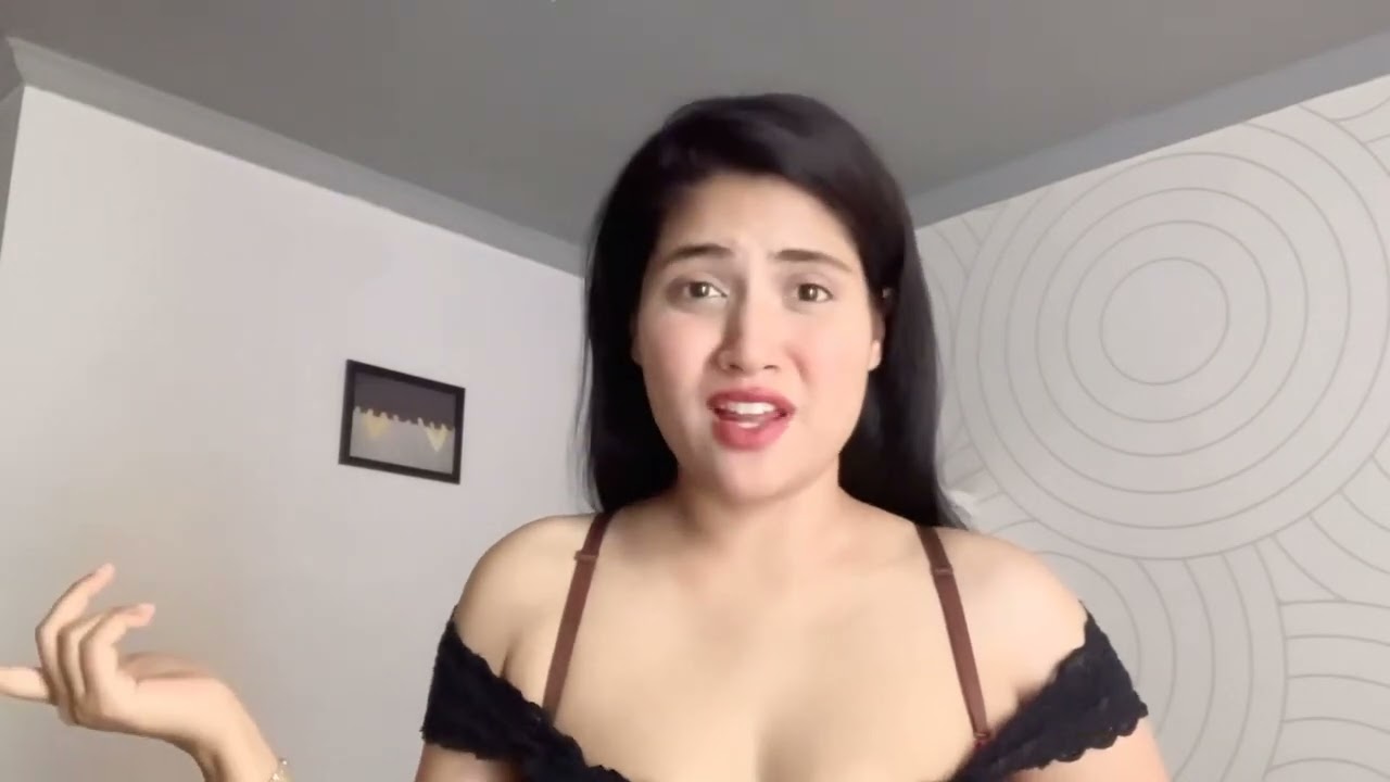 Manvi Chugh as Natasha - YouTube