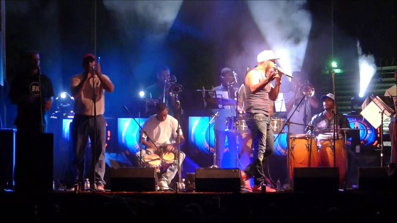BANNY KOSTA EN EVENTO DE LA BOMBA PARTY Y EMILYS PRODUCCIONES 20/12/14