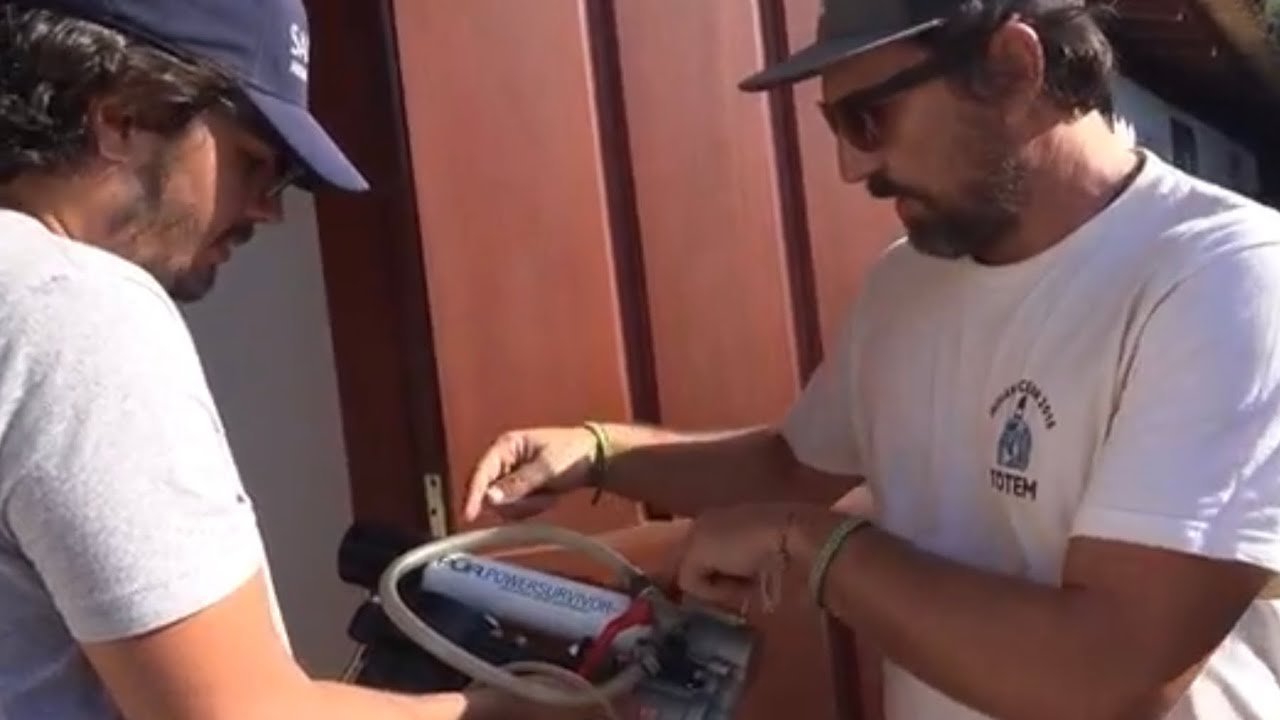 58 | Como instalar/comprar um Dessalinizador (Com ajuda de SV Delos) - Sailing Around the World
