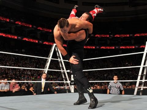 Raw: Jerry Lawler vs. The Miz - WWE Championship Tables,