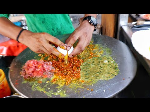 hardworking-man-selling-4-layer-cheesy-omelette-1-2-ka-4-dish-|-egg-street-food-|-indian-street-food