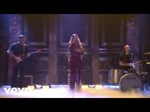 FLETCHER - Undrunk (Live on The Tonight Show Starring Jimmy Fallon)