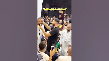 الفنان حكيم حمودة يزلزل العامة السهرة برقصته وسط انظار محبيه 