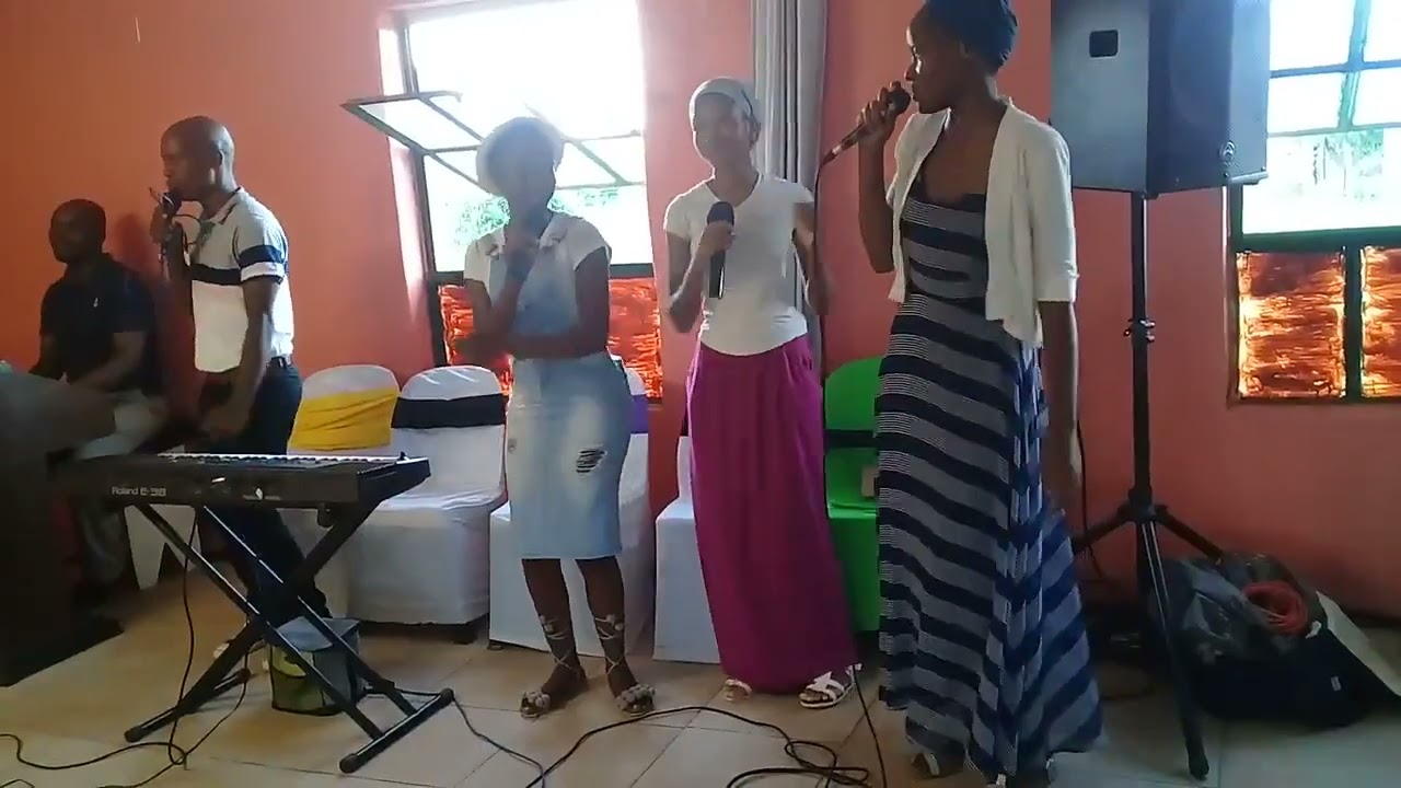 Siphila Ngenjabulo - Derrick Ndzimande - Topic  (Cover)