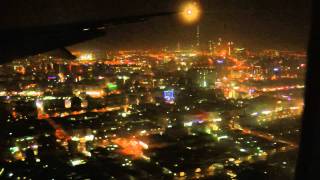 Landeanflug in Dubai - Sicht auf Burj Khalifa