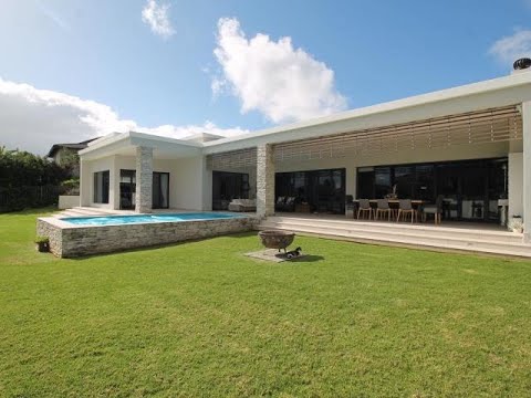 3 Bedroom House For Sale in West Bank, Port Alfred, Eastern Cape, South Africa for ZAR 3,300,000
