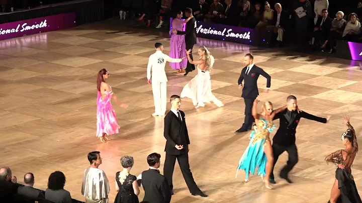 Alexandru Munteanu - Stephanie Munteanu Ohio Star Ball 2025 Pro Smooth Quarter Final Foxtrot