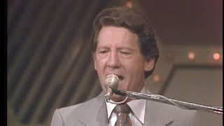 Jerry Lee Lewis on Pop Goes the Country