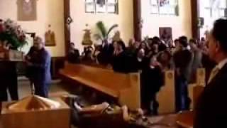 Como acabar uma missa em 20 segundos