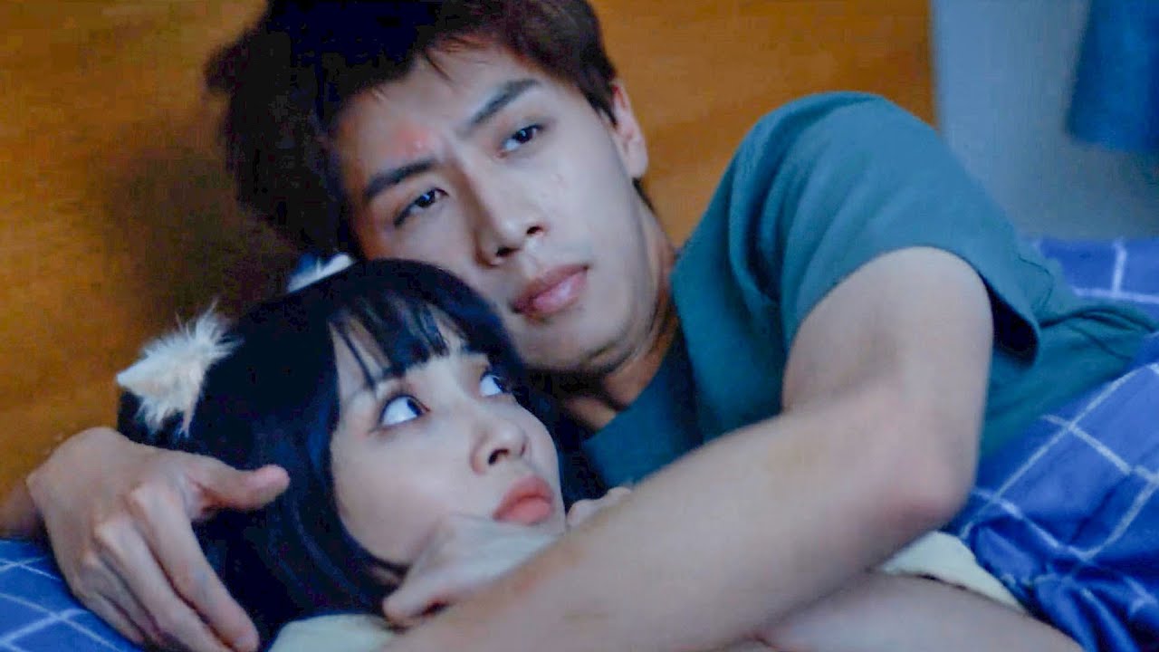 ซินเดอเรลล่ากลัวฟ้าร้องกลายเป็นแมว ซีอีโอกอดเธอไว้และปลอบเธอให้นอนหลับ!