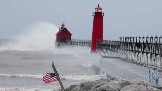 Bomb cyclone whips up massive March waves on Lake Michigan