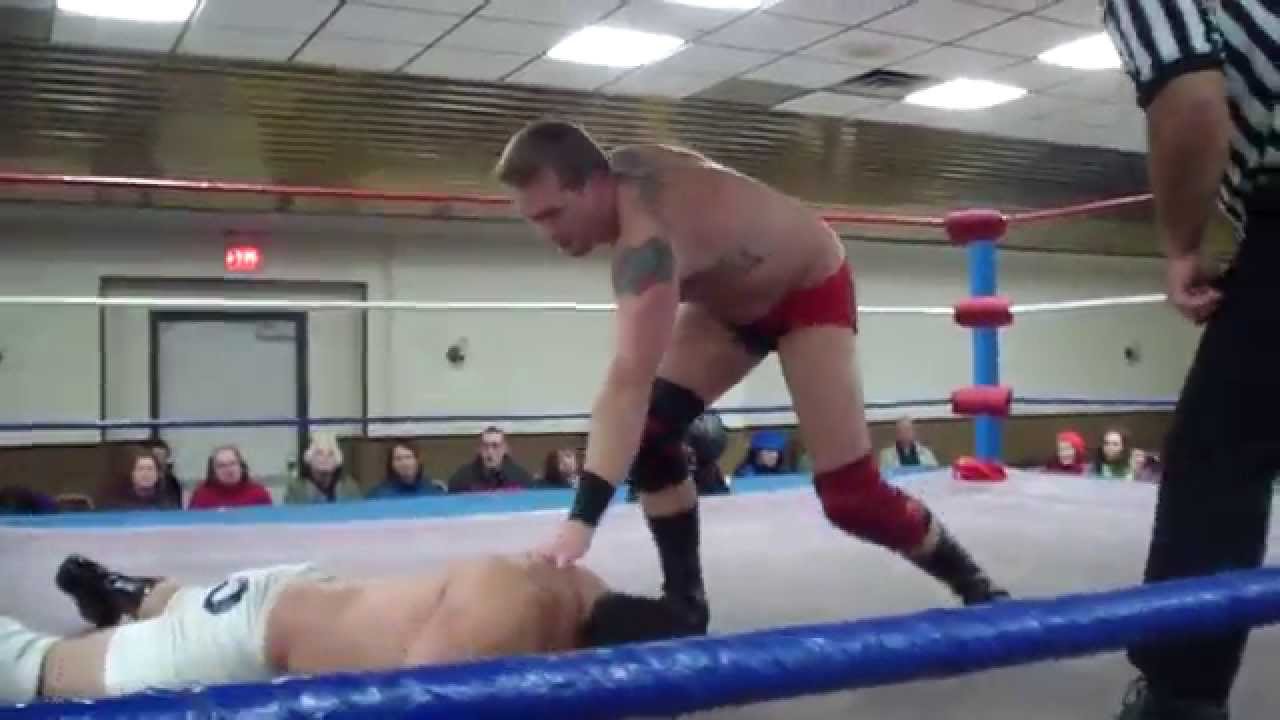 Mike Lust vs. Rico Cruz (11/01/14)