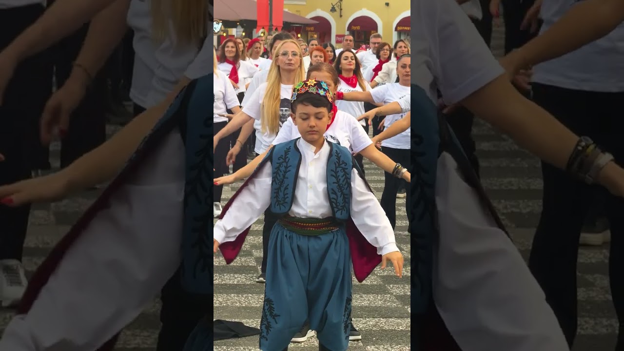 120 Kadın Tek Yürek Tek Zeybek ATATÜRK / 29 Ekim Coşkusu