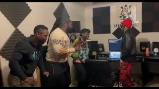 Ndu browns |Aubrey Qwana |Siya Ntuli |big zulu Dancing to the upcoming Song|Qoma By Blaq Diamond