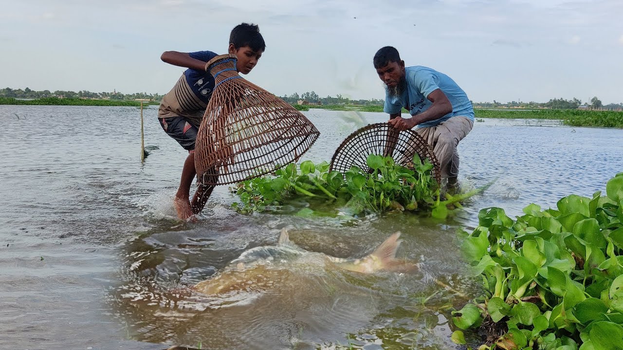 Best polo fishing video || Traditional polo fishing video in village ...
