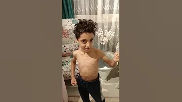 سر ظهور عضلات البطن بيج ادم Shorts 