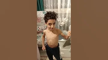سر ظهور عضلات البطن بيج ادم Shorts 