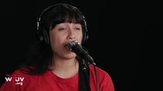 The Beths - "Not Running" (Live at WFUV) chords