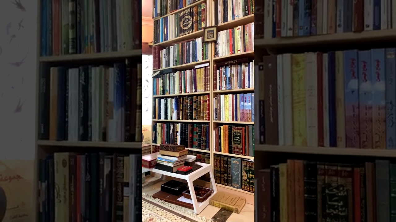 2. شيخ الكتبيين  ‏ومن العلماء الكبار ‏عبدالكريم الخضير  ‏في حسابي على  ‏⁦‪t.me/nwadr_alktb‬⁩