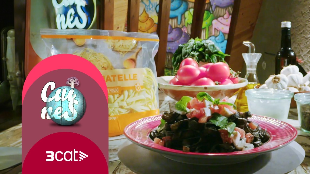 Pasta negra amb calamars | Cuines