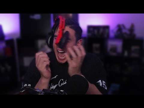 This Jumpscared the headphones off me (yeah im embarrassed) 