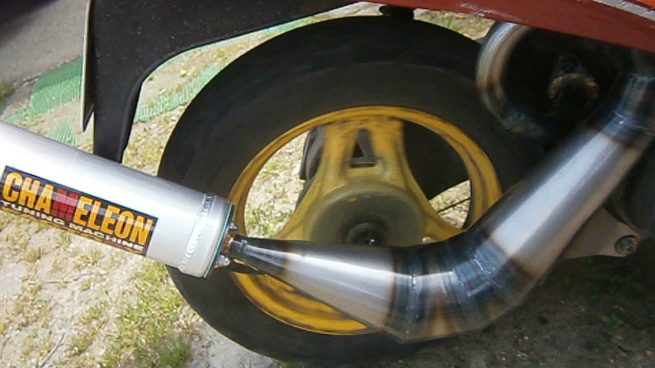 Скутер suzuki carna