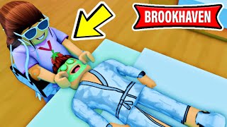 My CREEPY FAN GIRL Pretended to WORK at the SPA..(Brookhaven) screenshot 5
