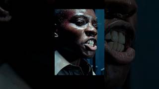 Katil Karakolda Kadın Polis Mermilere Rağmen Hayatta Kaldı