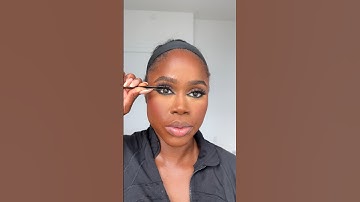 A short and sweet reverse cat eye tutorial!