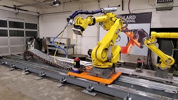 Fanuc R-2000iB Robot on 7th Axis Linear Rail