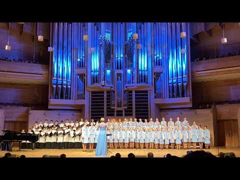 Хор 'Юность' и хор мальчиков монастыря Монсеррат (Испания)