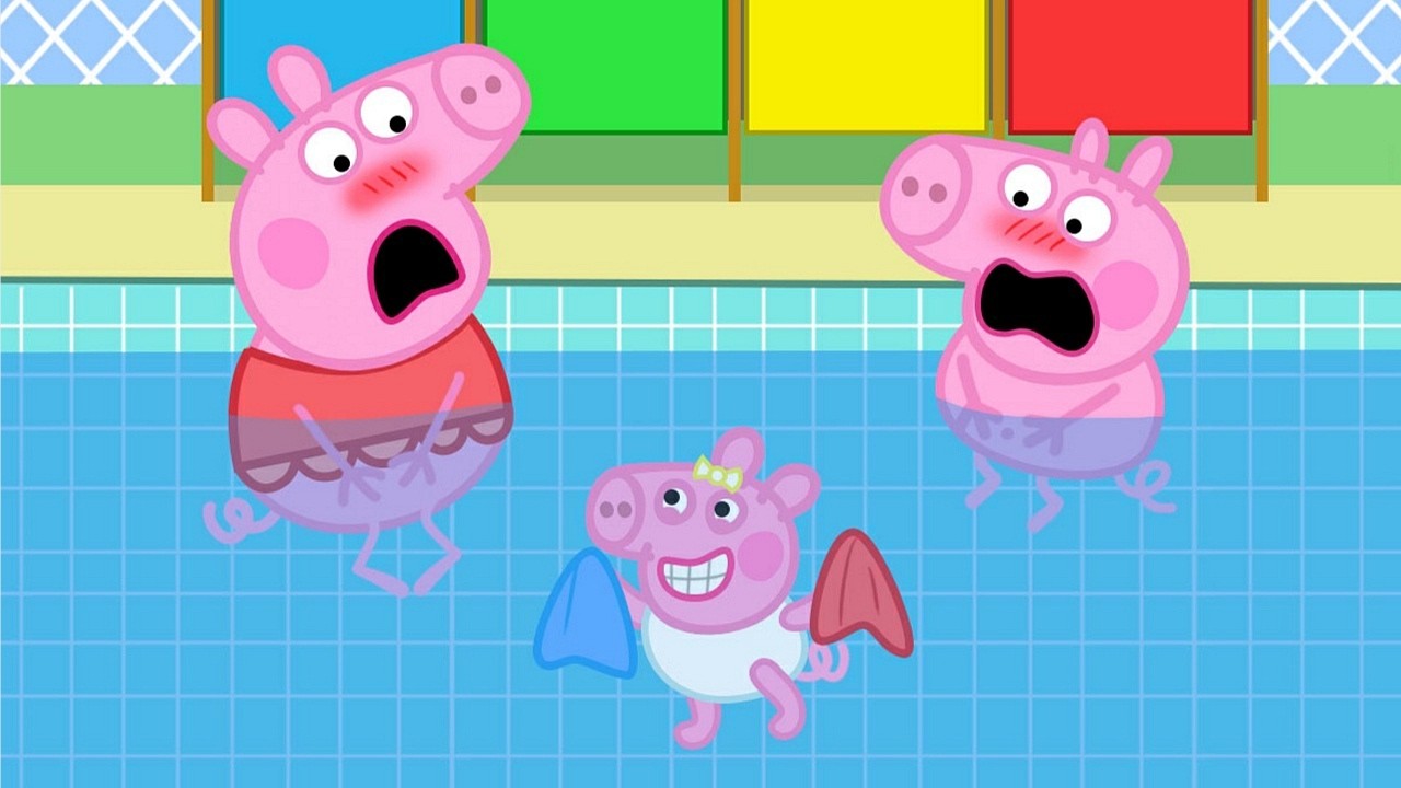 Evie Pig stole Peppa's swimsuit | Peppa Pig Funny Animation