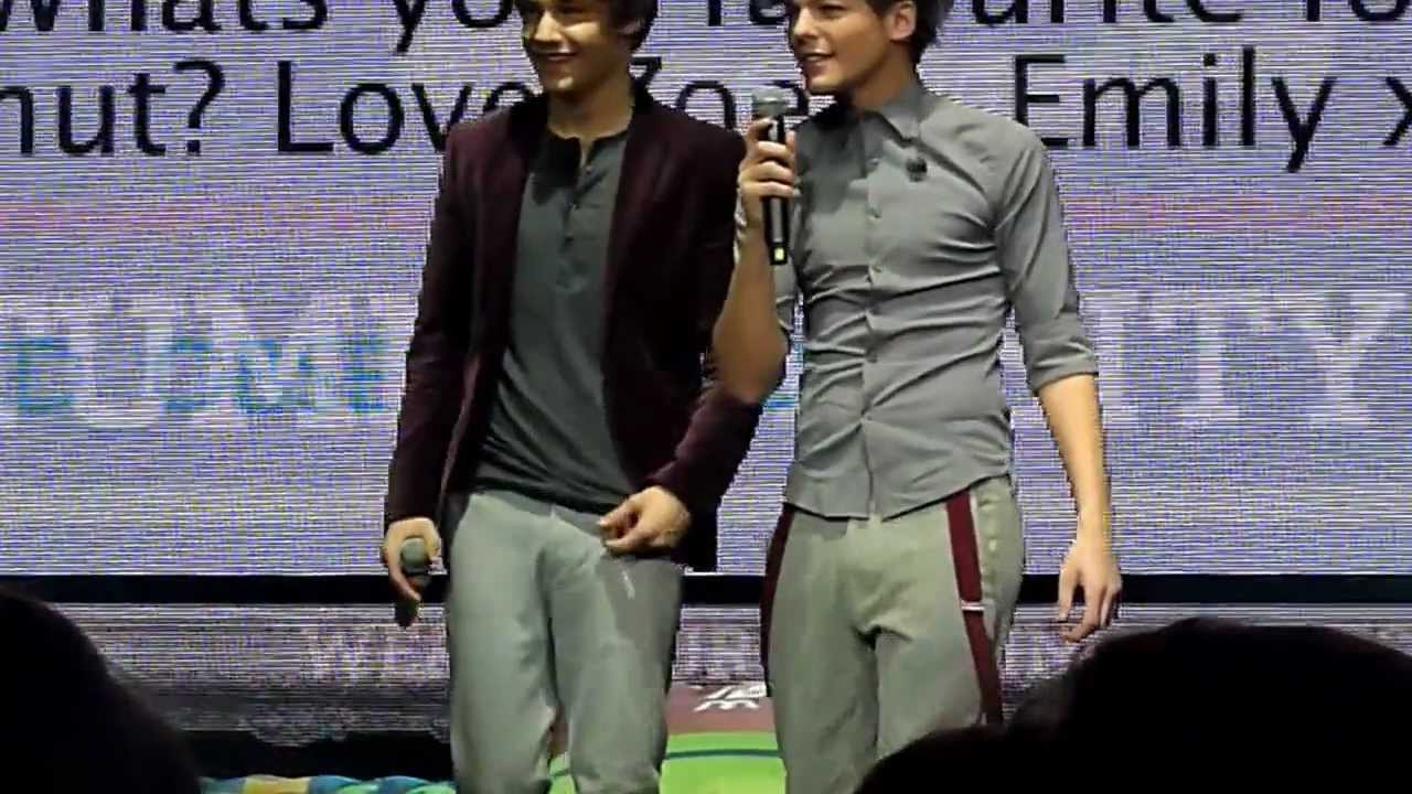 One Direction Tour (Brighton) - Reading Out Tweets and the INBETWEENERS DANCE