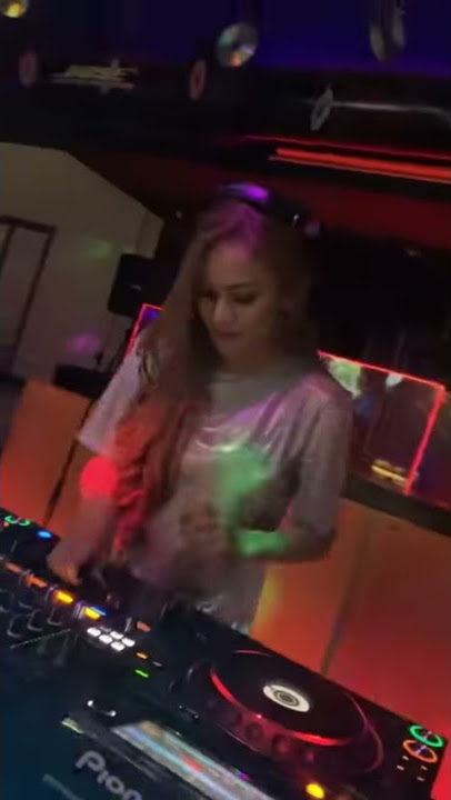 DJ MOZZA SHIRRA PERFOME at Afterhours Poins