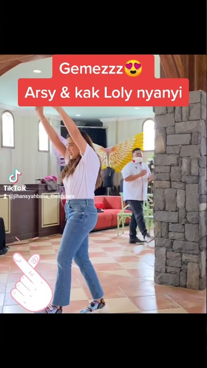 Gemezzzzz😍 Arsy & Kak Loly nyanyi 🥰 #arsyhermansyah #aurelhermansyah #selebrity