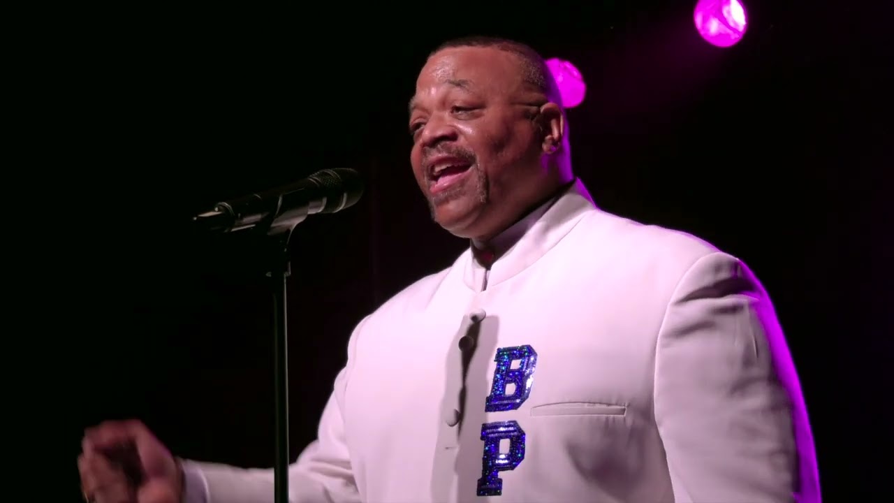 Wilson Lamberts Blue Philly Magic Performing Solo