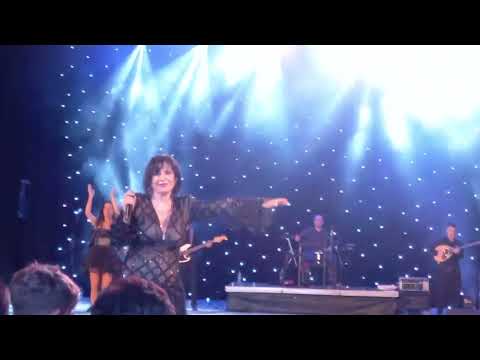 Кичка Бодурова Едно бузуки пее