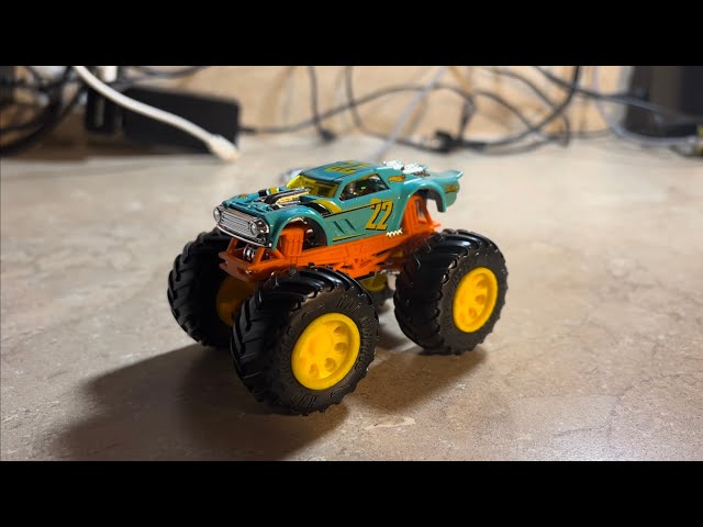 Carrinho Hot Wheels Monster Truck Night Shifter Vermelho