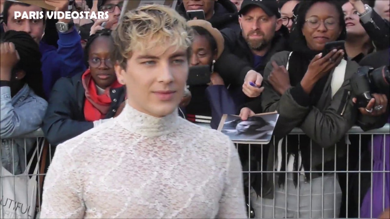 Cody Fern arriving to the Louis Vuitton show as part of Fall/Winter  2020/201 Fashion Week in Paris, France on March 3, 2020. Photo by Denis  Guignebourg/ABACAPRESS.COM Stock Photo - Alamy